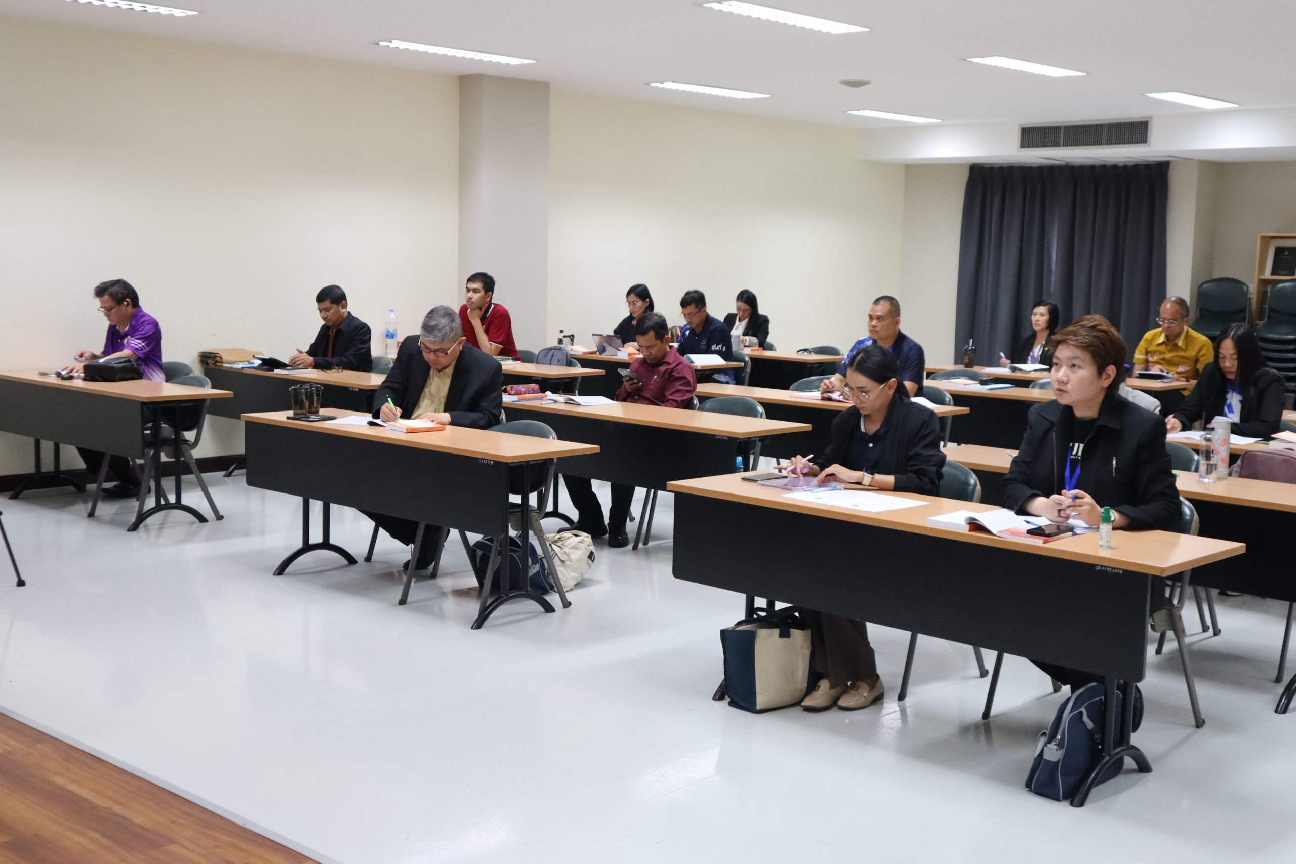 Read more about the article โรงเรียนกฏหมายและการเมือง จัดอบรมหลักสูตรประกาศนียบัตรกฎหมายปกครองและวิธีพิจารณาคดีปกครอง รุ่นที่ 8 วันที่ 5-6 กรกฎาคม 2568