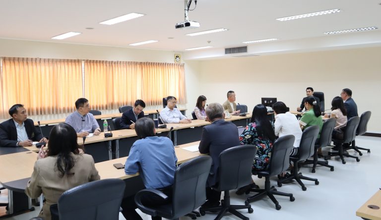 Read more about the article ประชุมอาจารย์ที่ปรึกษา เพื่อหารือแนวทางการส่งเสริมพฤติกรรมที่เหมาะสมของนักศึกษา และติดตามผลการเรียนรู้ในภาพรวม ในวันที่ 6 สิงหาคม 2568