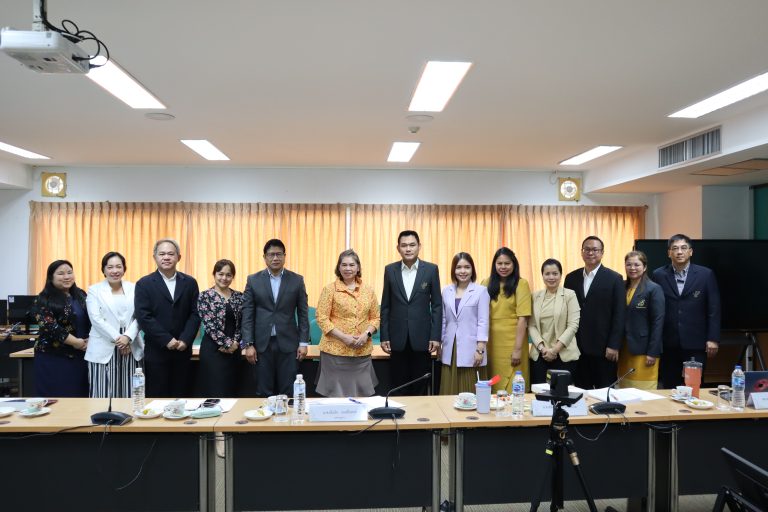 Read more about the article โรงเรียนกฎหมายและการเมือง ตรวจประเมินคุณภาพการศึกษาภายใน รอบ 12 เดือน ระดับคณะ ประจำปีการศึกษา 2567