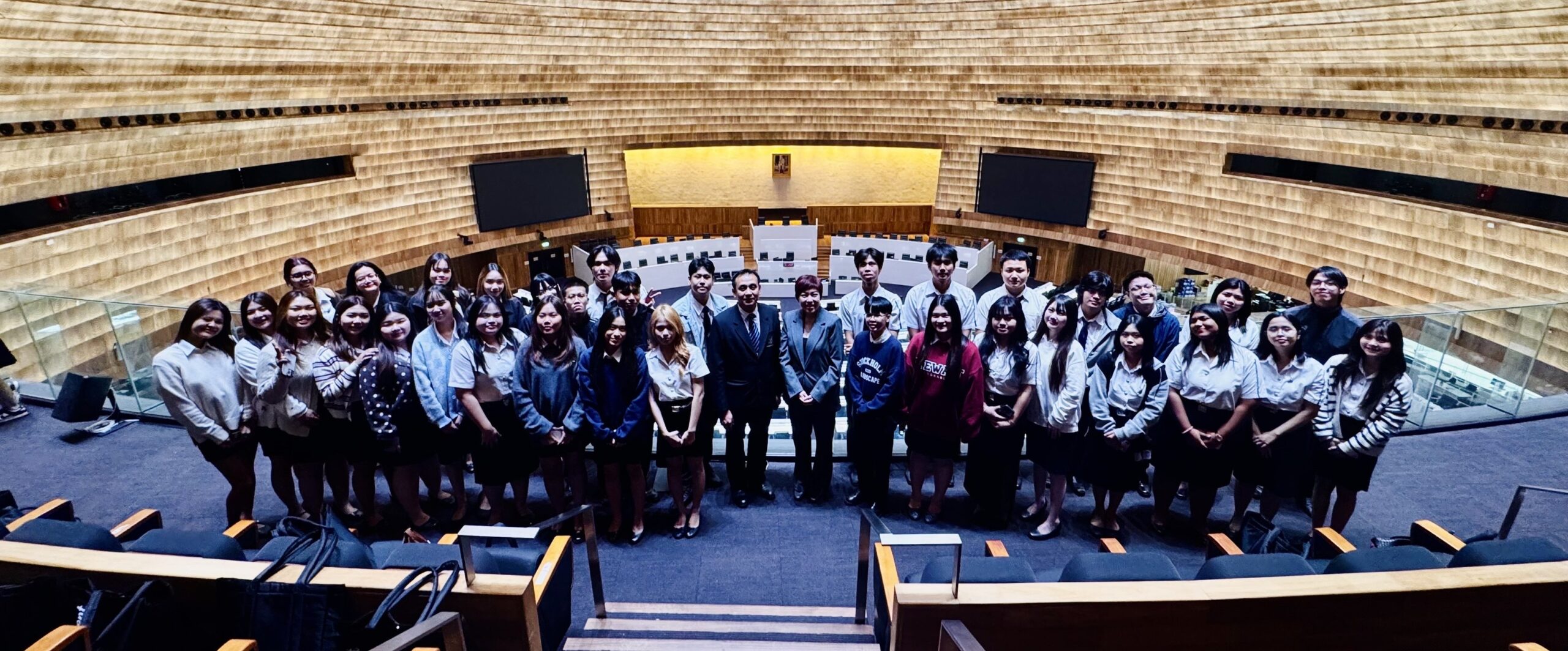 Read more about the article ร่วมโครงการเผยแพร่ความรู้ด้านกระบวนการนิติบัญญัติ (Legislative Process) รุ่นที่ 1 จัดโดยสำนักกฎหมาย สำนักงานเลขาธิการสภาผู้แทนราษฎร ระหว่างวันที่ 18-19 ธันวาคม 2568 ณ อาคารรัฐสภา