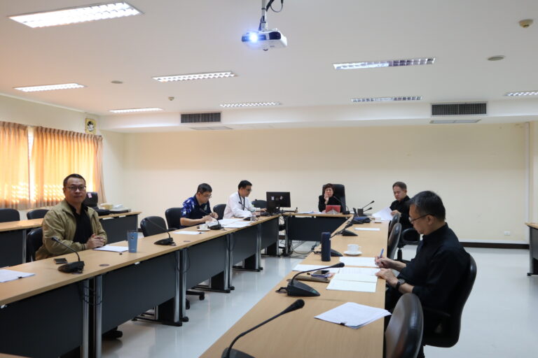 Read more about the article ประชุมคณะกรรมการพิจารณาแบบประเมินผลการปฏิบัติงานของบุคลากรโรงเรียนกฎหมายและการเมือง Meeting of the Committee on the Review of the Personnel Performance Evaluation Form for the School of Law and Politics. on Monday, January 19, 2026, from 9:30 a.m. to 12:30 p.m.,