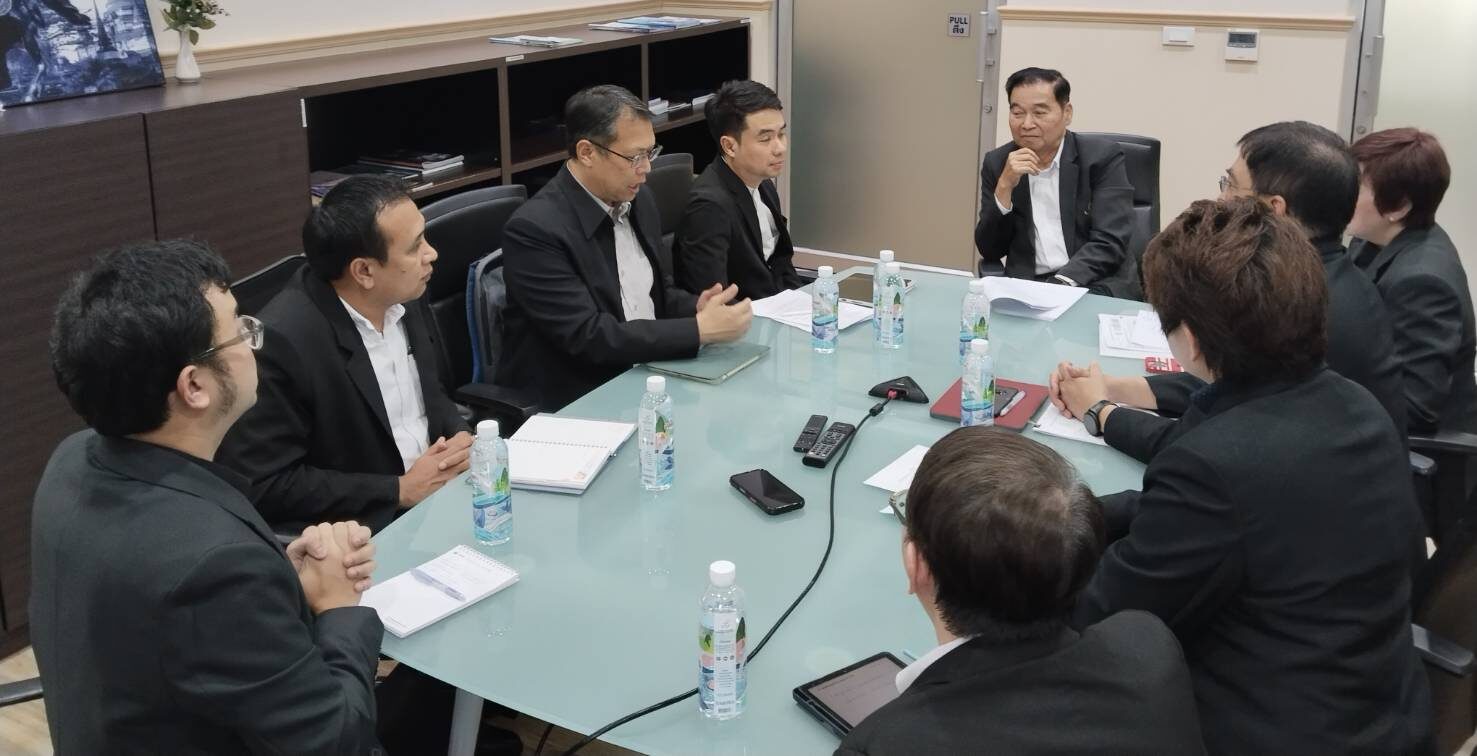 Read more about the article การประชุมหลักสูตรศิลปศาสตรมหาบัณฑิต สาขาวิชากฎหมายปกครองและการบริหารงานภาครัฐ ประชุมและรับฟังข้อเสนอแนะของประธานฯ ในประเด็นการรับสมัครนักศึกษา การพัฒนาระบบการเรียนการสอน และการบูรณาการการเรียนการสอนในสาขาวิชากฎหมายปกครอง