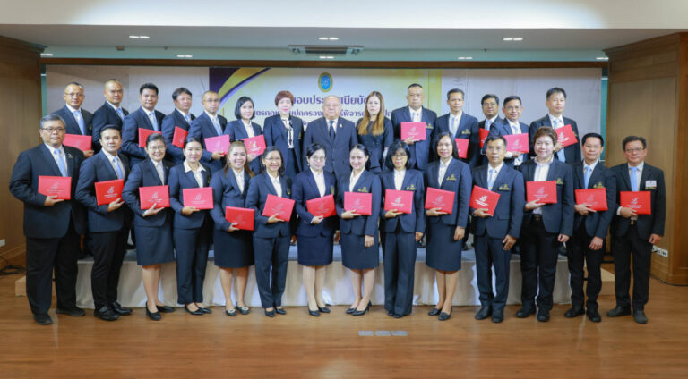 Read more about the article หลักสูตรประกาศนียบัตรกฎหมายปกครองและวิธีพิจารณาคดีปกครอง (ที่ได้รับการรับรองจาก ก.ศป. แล้ว) รุ่นที่ 9 ศึกษาดูงานศาลปกครอง และจัดพิธีมอบประกาศนียบัตรผู้ผ่านการอบรมหลักสูตรประกาศนียบัตรกฎหมายปกครองและวิธีพิจารณาคดีปกครอง รุ่นที่ 8 เมื่อวันที่ 30 เมษายน 2569