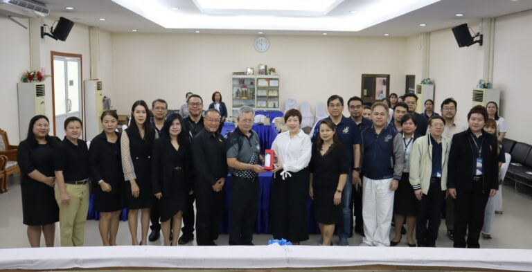 Read more about the article ผู้บริหาร คณาจารย์ และเจ้าหน้าที่ของโรงเรียนฯ เข้าศึกษาดูงาน แลกเปลี่ยนเรียนรู้แนวปฏิบัติที่ดีด้านการสร้างวัฒนธรรมองค์กรคุณธรรมและความโปร่งใส ณ เทศบาลเมืองปากแพรก ต.ปากแพรก อ.เมือง จ.กาญจนบุรี วันศุกร์ที่ 5 มิถุนายน 2569 เวลา 09.00 – 12.00 น.