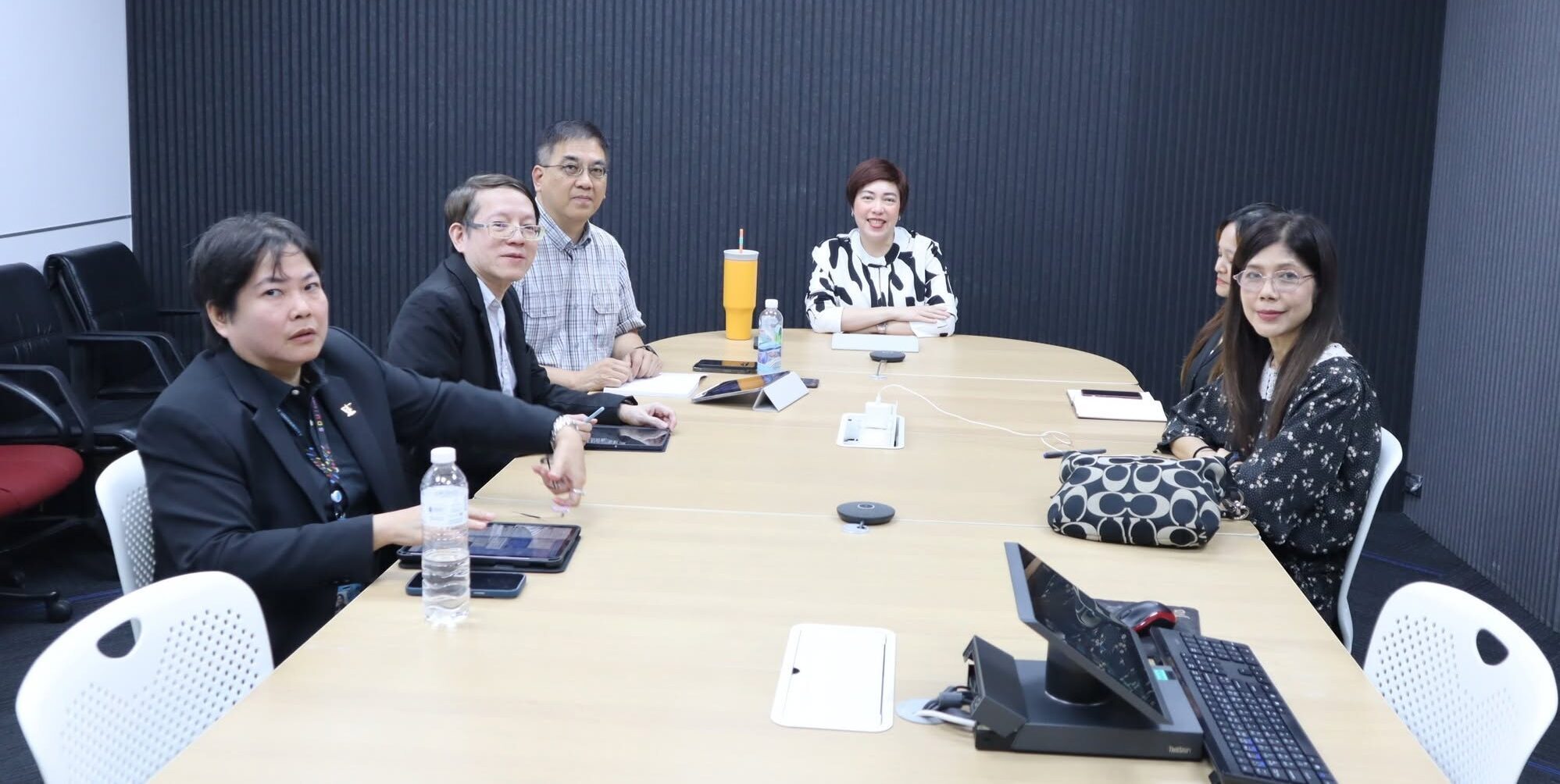 Read more about the article ประชุมคณะกรรมการประจำโรงเรียนกฎหมายและการเมือง วันจันทร์ที่ 15 มิถุนายน 2569 เวลา 13.30 – 14.30 น. ณ ห้องออนไลน์ 22 และออนไลน์ผ่านโปรแกรม Zoom Meeting