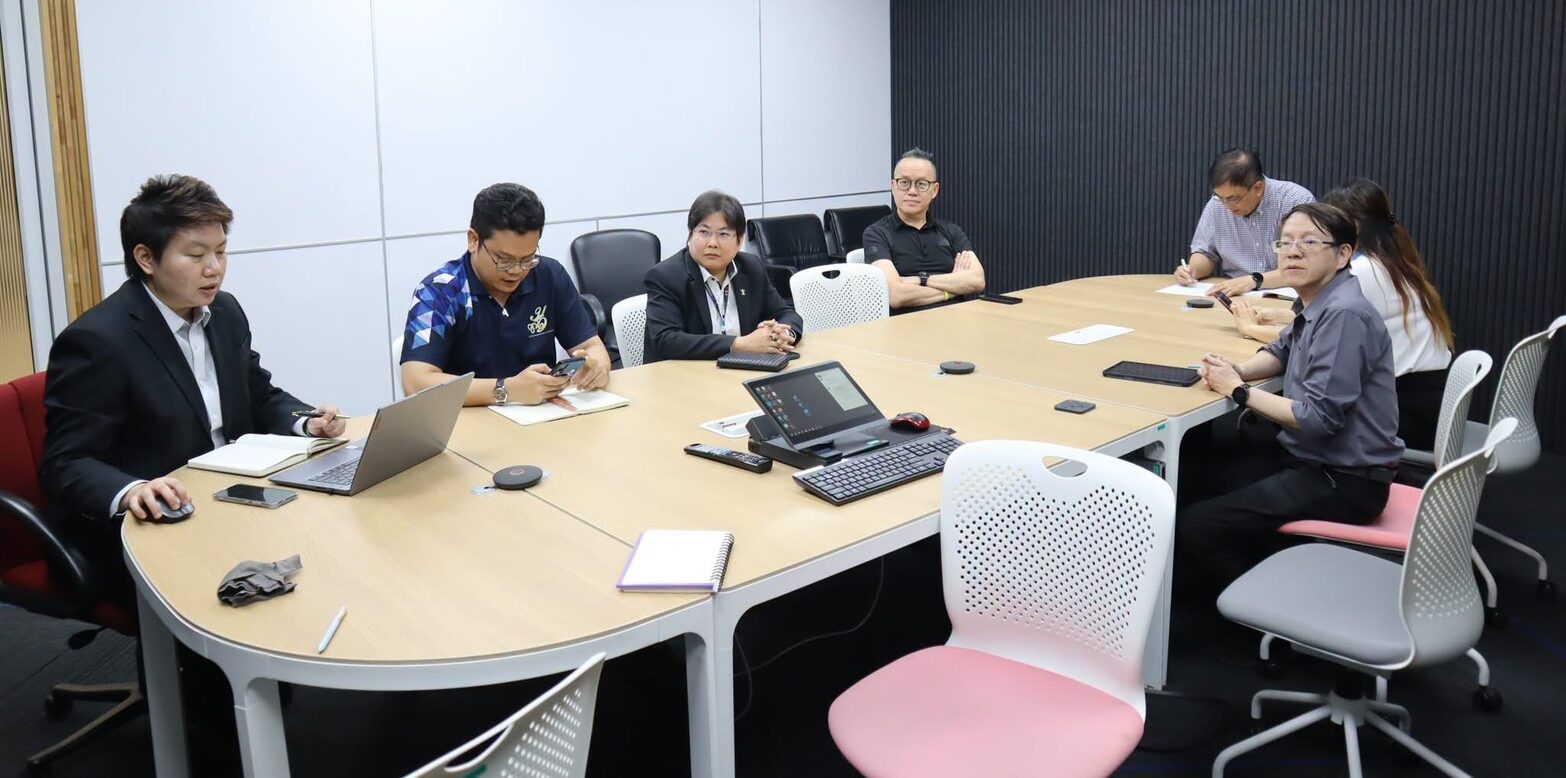 Read more about the article การประชุมคณะทำงาน SLP: Think & Talk โดยมีวาระในการติดตามการดำเนินงานให้เป็นไปตามกรอบระยะเวลา และมุ่งเน้นขับเคลื่อนให้มีมาตรฐาน วันจันทร์ที่ 22 มิถุนายน 2569